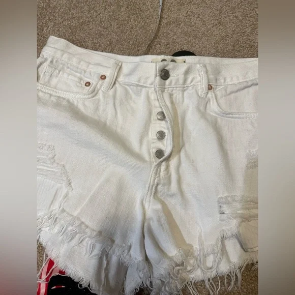 Free People We The Free Loving Good Vibrations Distressed Denim Shorts White - Picture 10 of 12